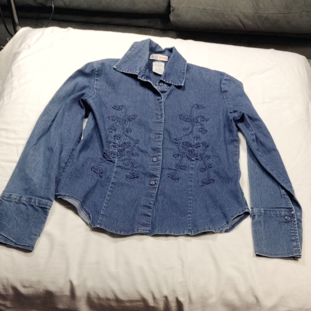 Faded Glory Womens Blue Denim Embroidered Button-Up Shirt